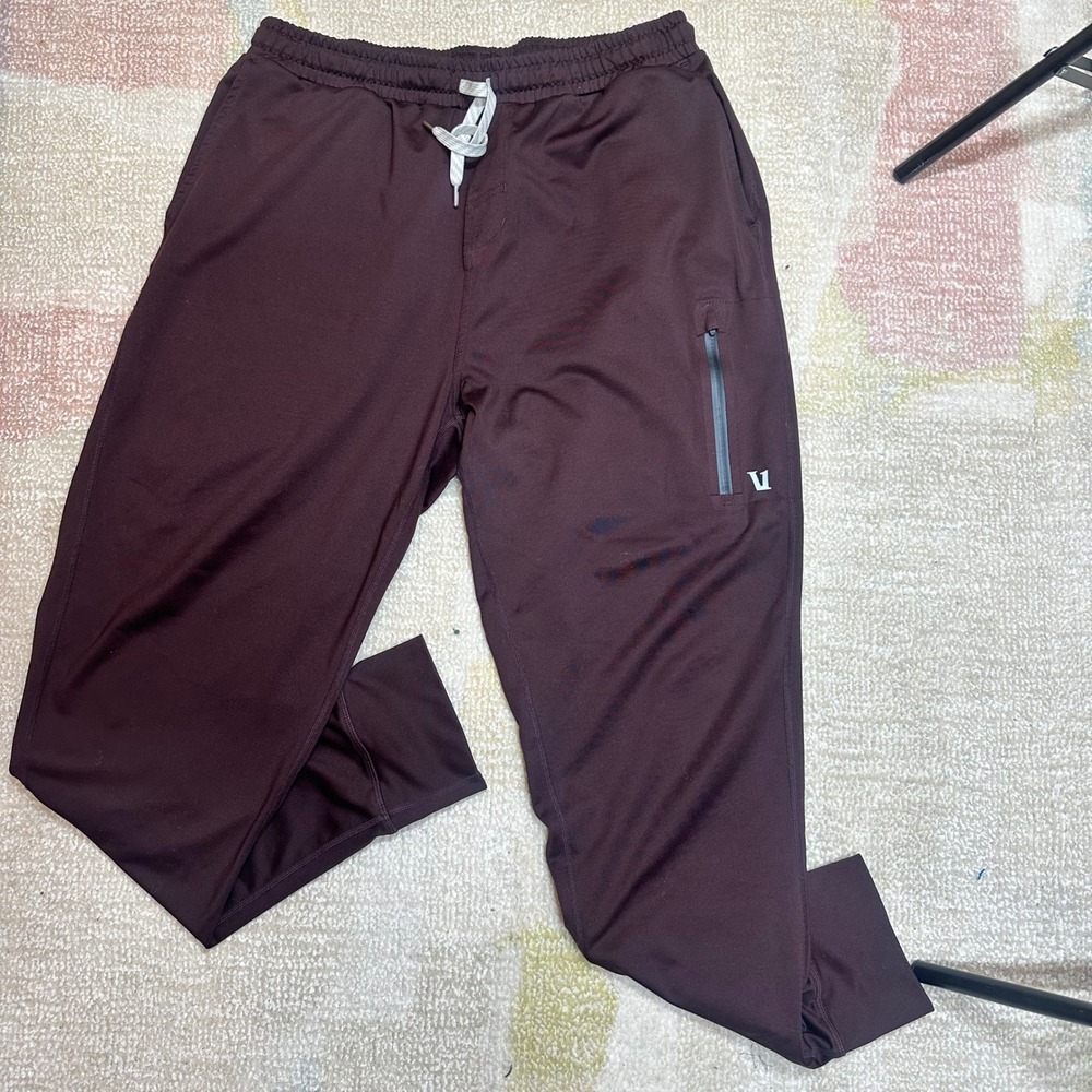 I Vuori Men's M Shorty 2 Jogger Pants Burgundy Athletic Casual Size Medium